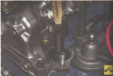 Демонтаж шестерни привода масляного насоса ВАЗ 2104